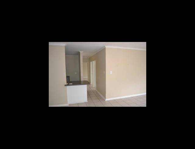 3 BEDROOM APARTMENT FOR SALE IN FLORAUNA